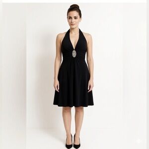 Colori | Vintage Elegant Evening Midi Dress With Silver Broche And Rhinestones